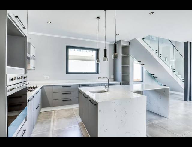 3 BEDROOM HOUSE FOR SALE IN BEDFORDVIEW